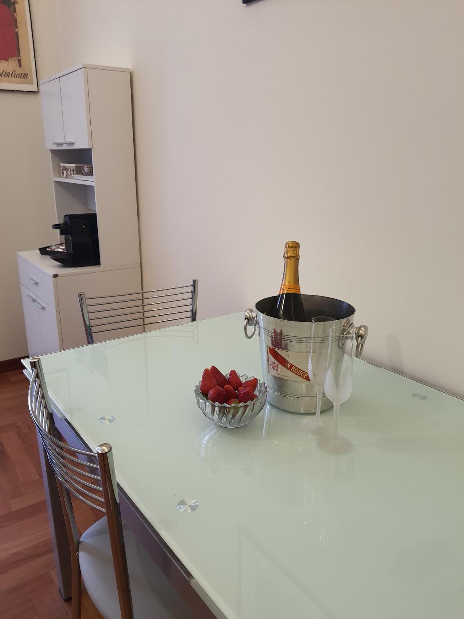 Casa Belvedere Luxury Suite บาร์เลตตา ภายนอก รูปภาพ